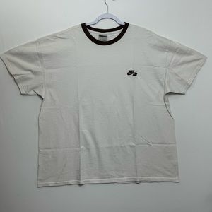 Early Y2K Nike Embroidered Nike Air Logo Short Sleeve T-shirt Men’s 2XL Mocha